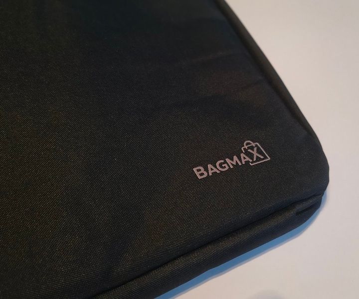 Сумка для ноутбука Bagmax 14.1" плоская черная на ремне с карманом  S719-2 фото